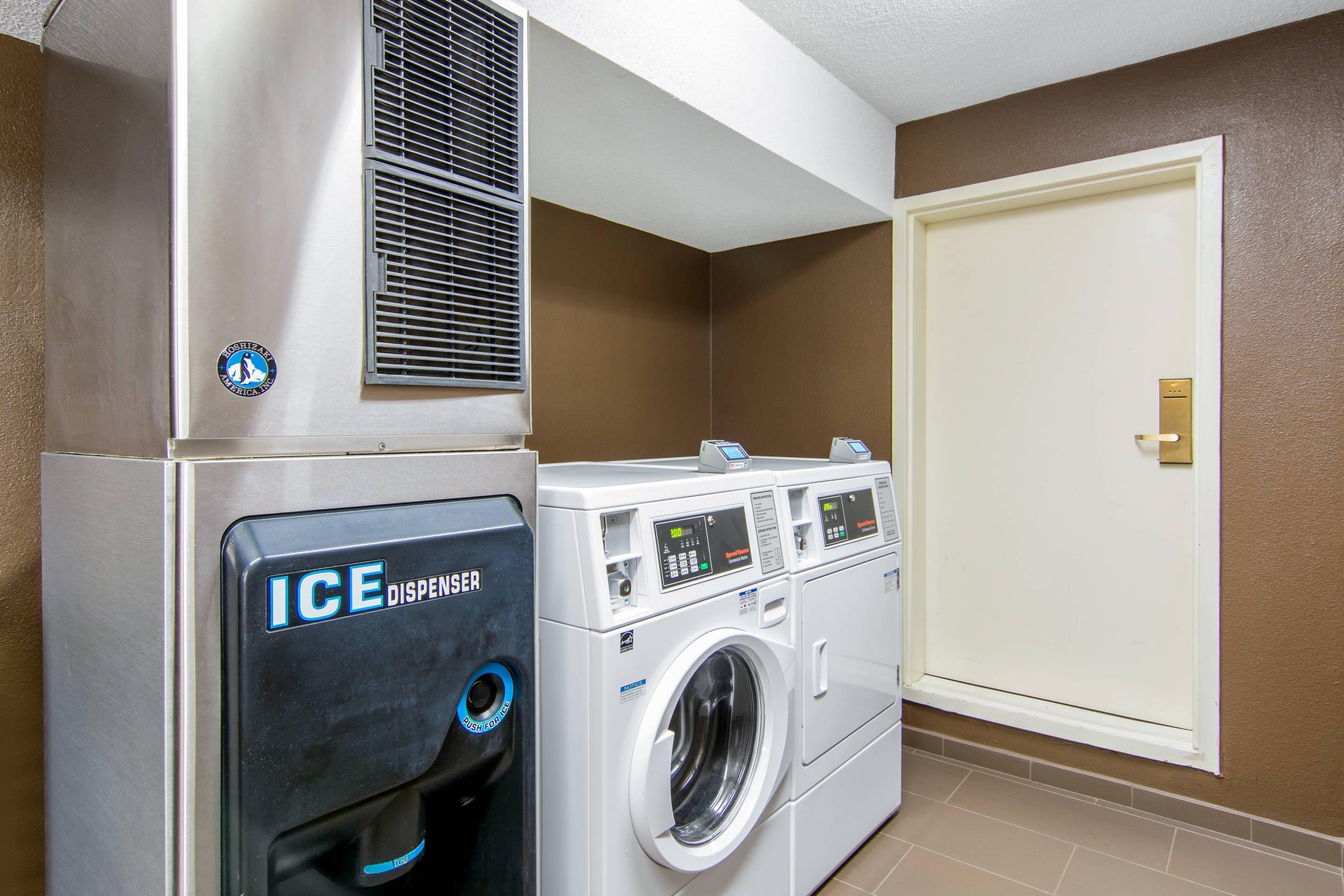 Guest laundry facilities | Comfort Inn Chester - Richmond South
