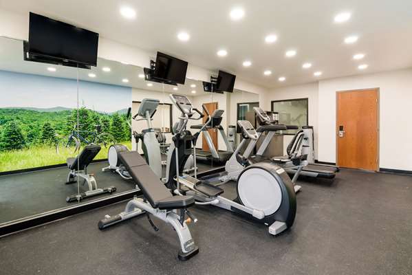 Fitness/ Exercise Room - Clarion Pointe Hotel Abingdon - I-81, Exit 14