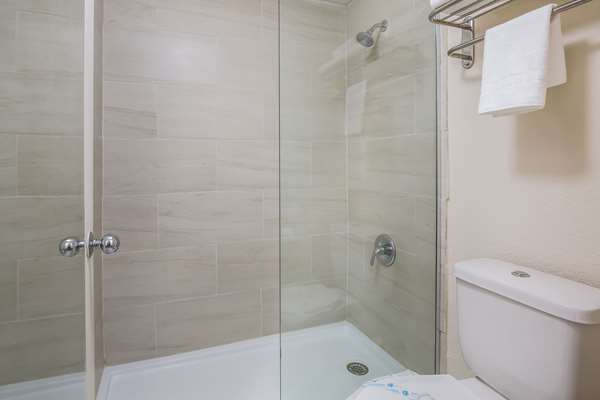  - Quality Inn & Suites Suffolk