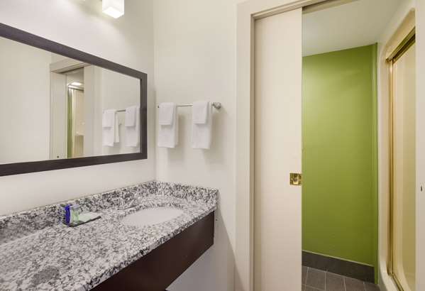  - Sleep Inn Tanglewood Roanoke