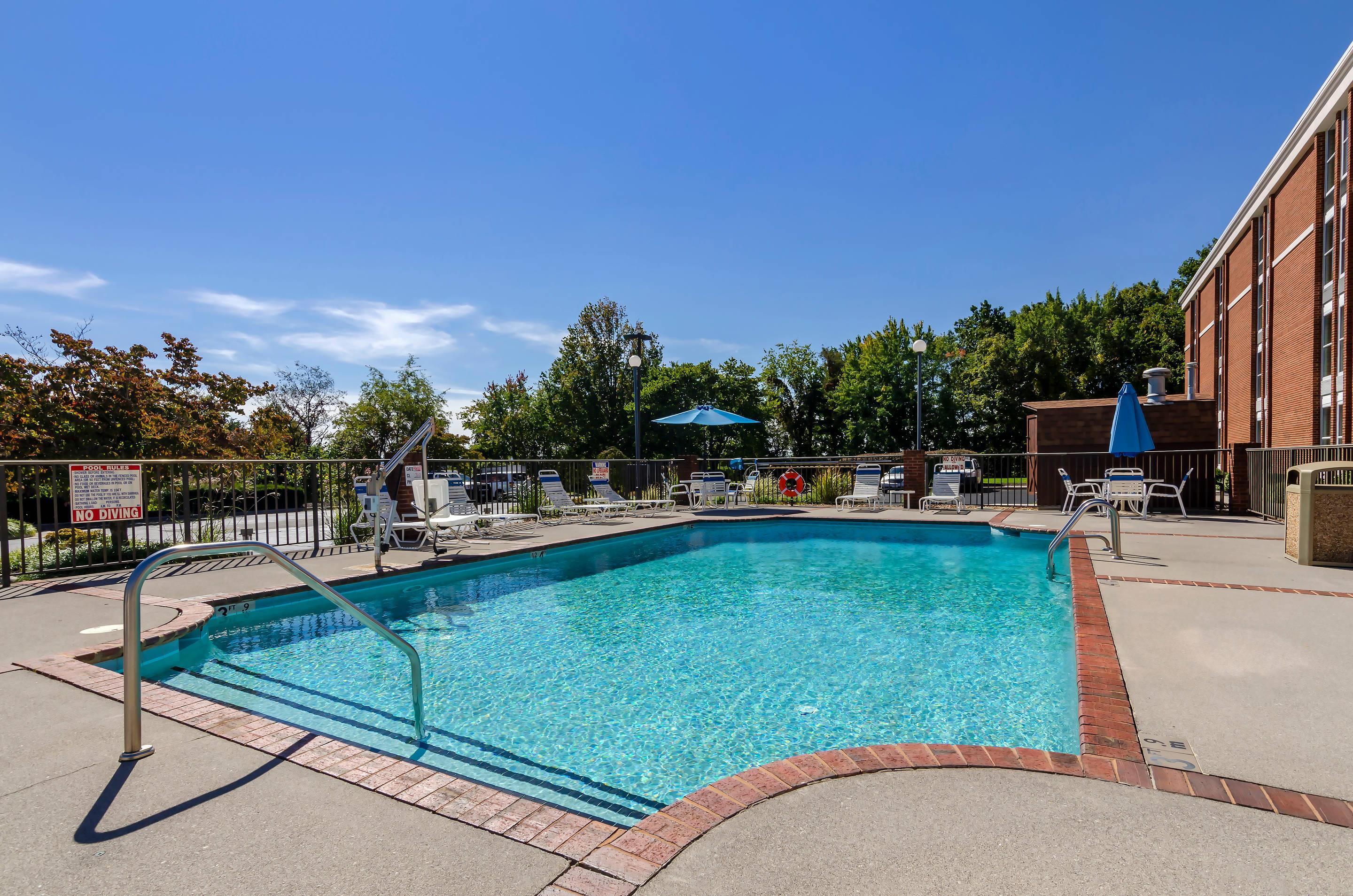 Outdoor pool | Comfort Inn Blacksburg University Area