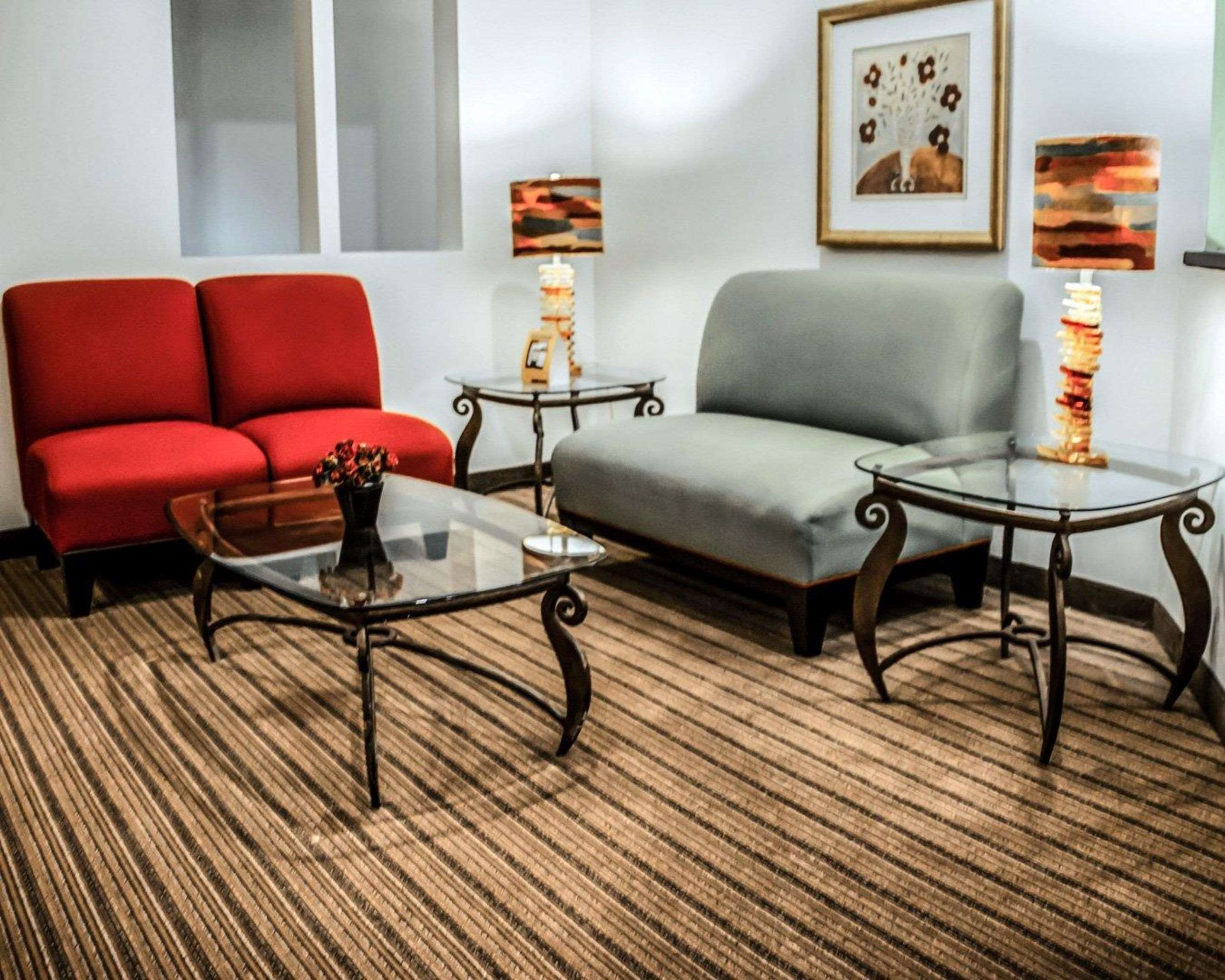 Spacious lobby with sitting area | Sleep Inn