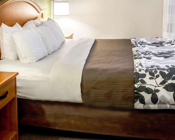  - Sleep Inn Fredericksburg - I-95, Exit 133