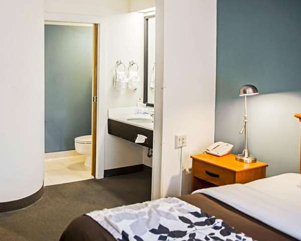  - Sleep Inn Fredericksburg - I-95, Exit 133