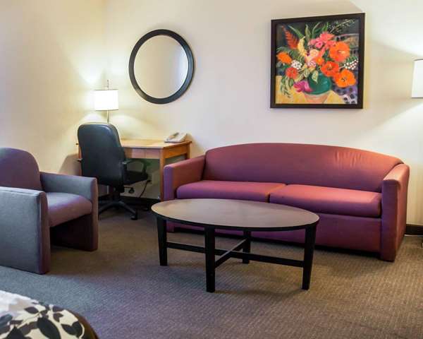 Suite - Sleep Inn Fredericksburg - I-95, Exit 133