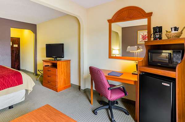  - Quality Suites Altavista
