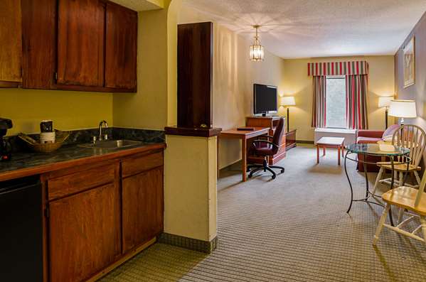 Suite - Quality Suites Altavista