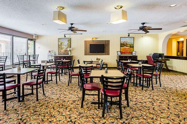 Amenities - Quality Suites Altavista