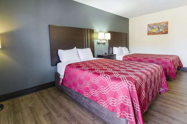  - Econo Lodge Bristol - I-381