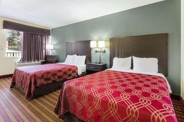  - Econo Lodge Bristol - I-381