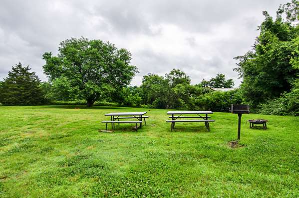  - Econo Lodge Lynchburg