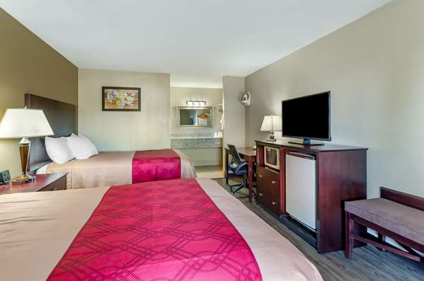  - Econo Lodge Lynchburg