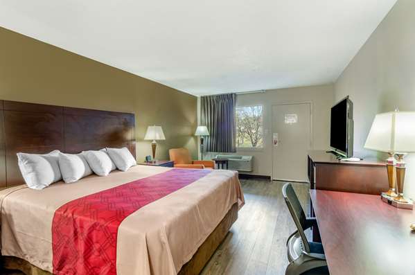  - Econo Lodge Lynchburg