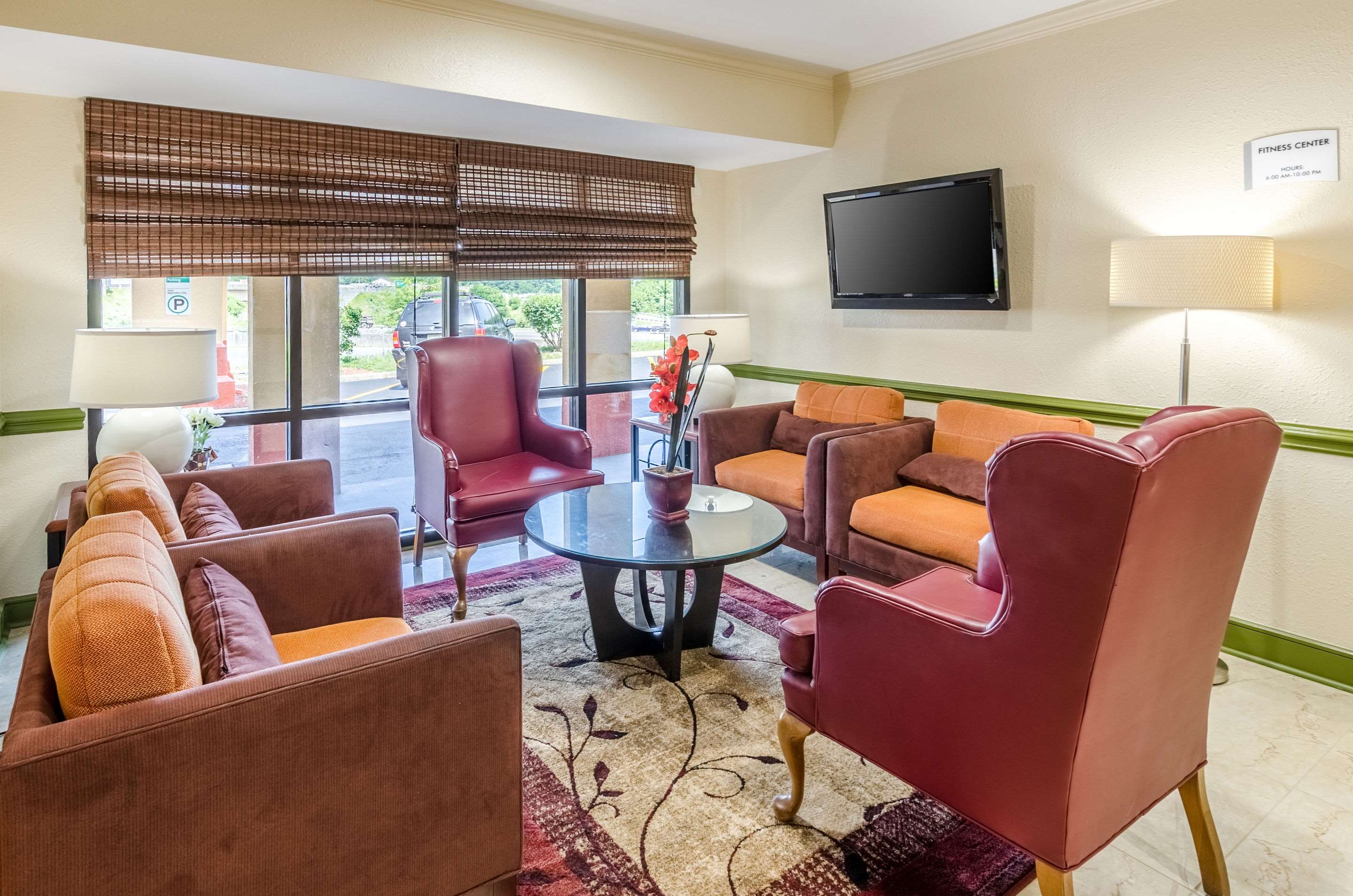 Spacious lobby with sitting area