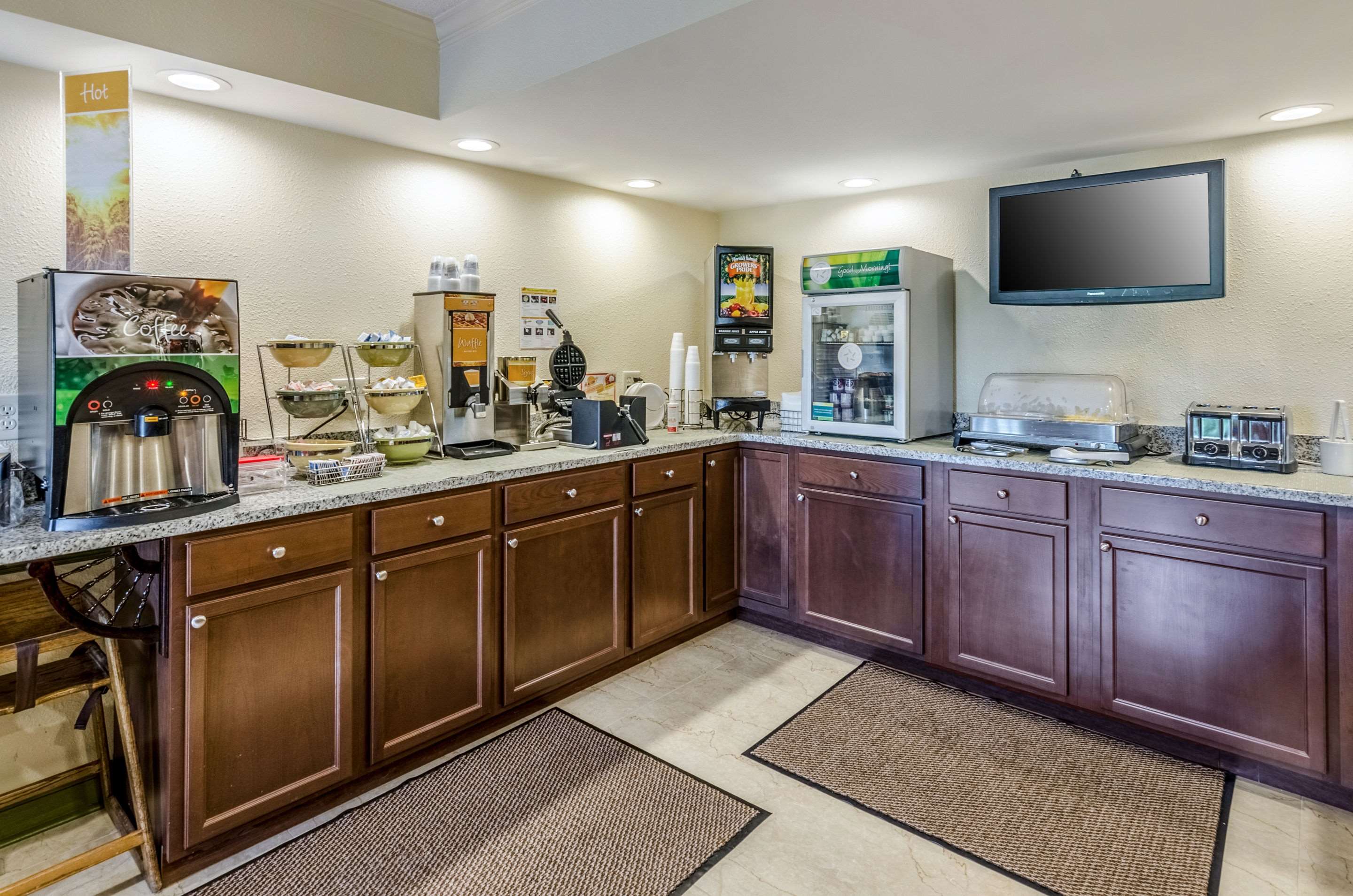 Breakfast counter