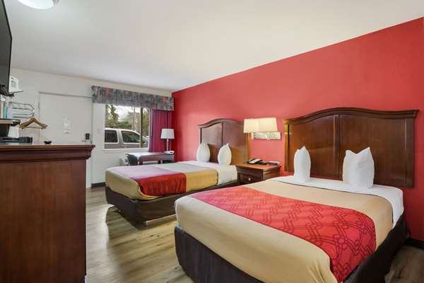  - Econo Lodge Parkway Williamsburg