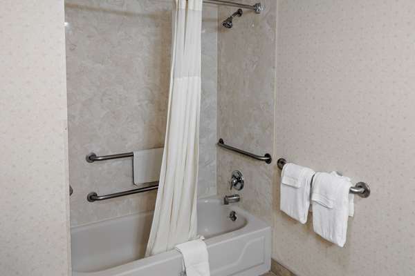  - Quality Inn Wildwood Road Salem - I-81, Exit 137