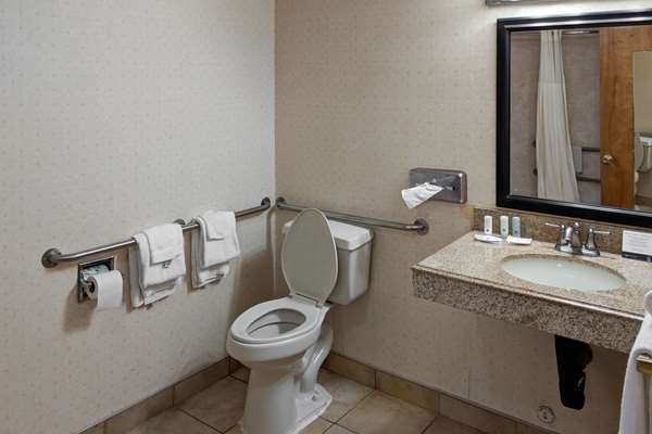  - Quality Inn Wildwood Road Salem - I-81, Exit 137