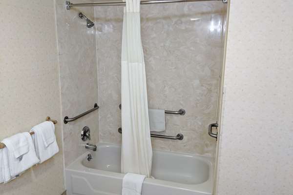  - Quality Inn Wildwood Road Salem - I-81, Exit 137