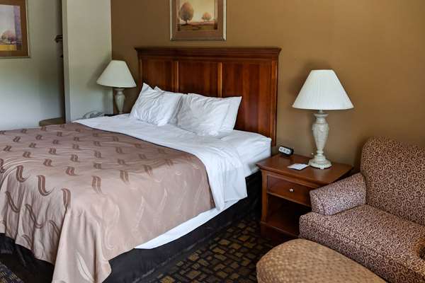  - Quality Inn Wildwood Road Salem - I-81, Exit 137