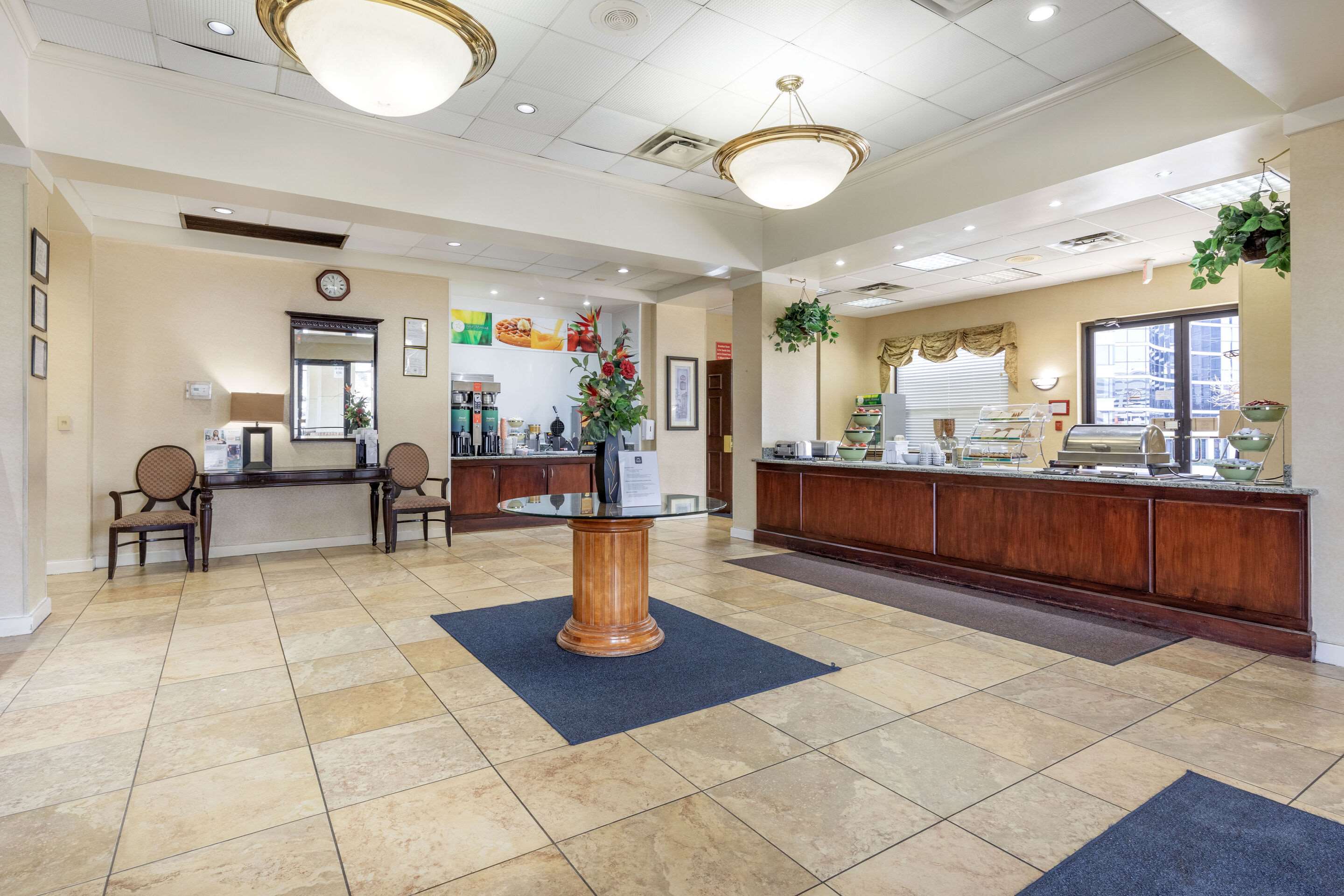 Hotel lobby | Quality Inn Tysons Corner