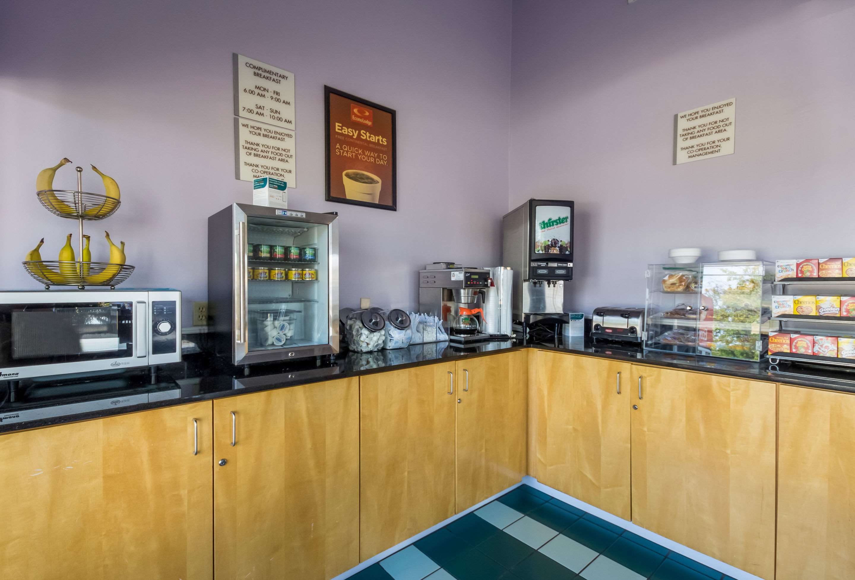 Breakfast area