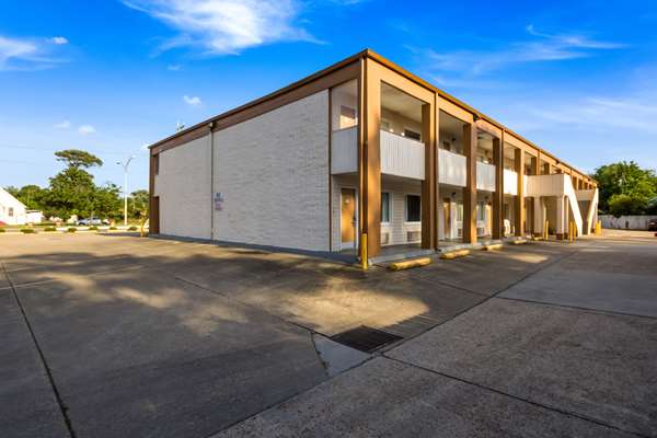 Exterior view - Econo Lodge Little Creek Norfolk