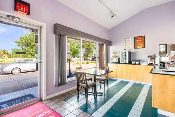 Amenities - Econo Lodge Little Creek Norfolk