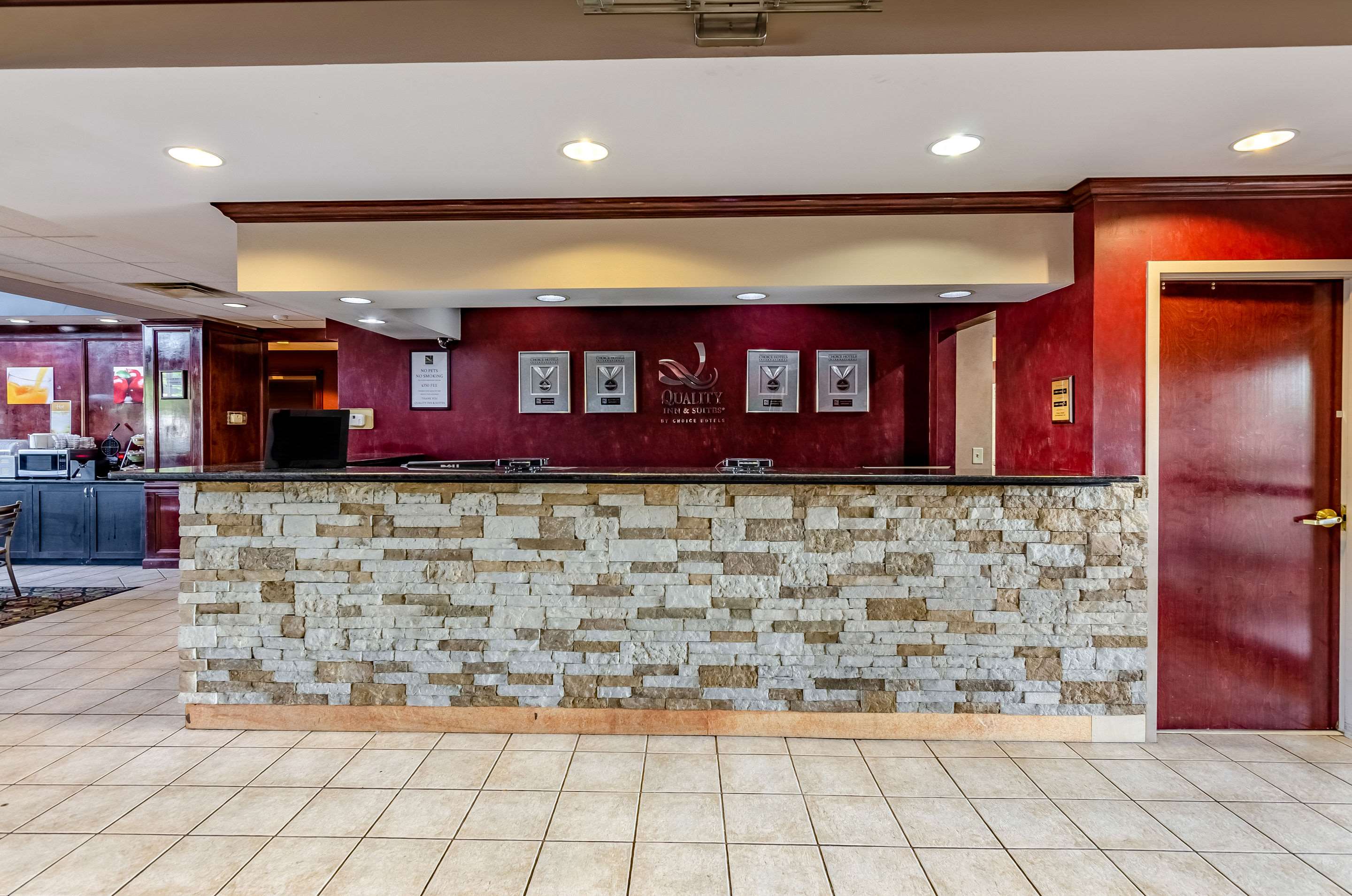 Front desk with friendly staff