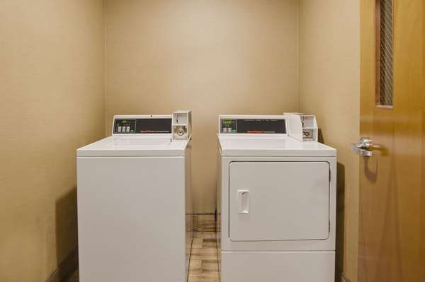 Amenities - Comfort Inn Roanoke - I-581, Exit 3E