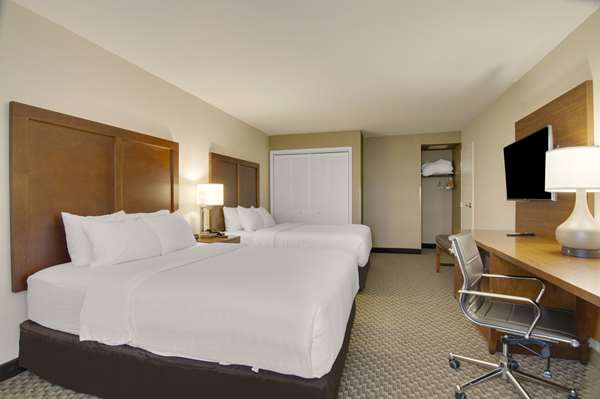 Suite - Comfort Inn Roanoke - I-581, Exit 3E
