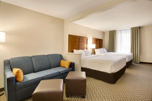 Suite - Comfort Inn Roanoke - I-581, Exit 3E