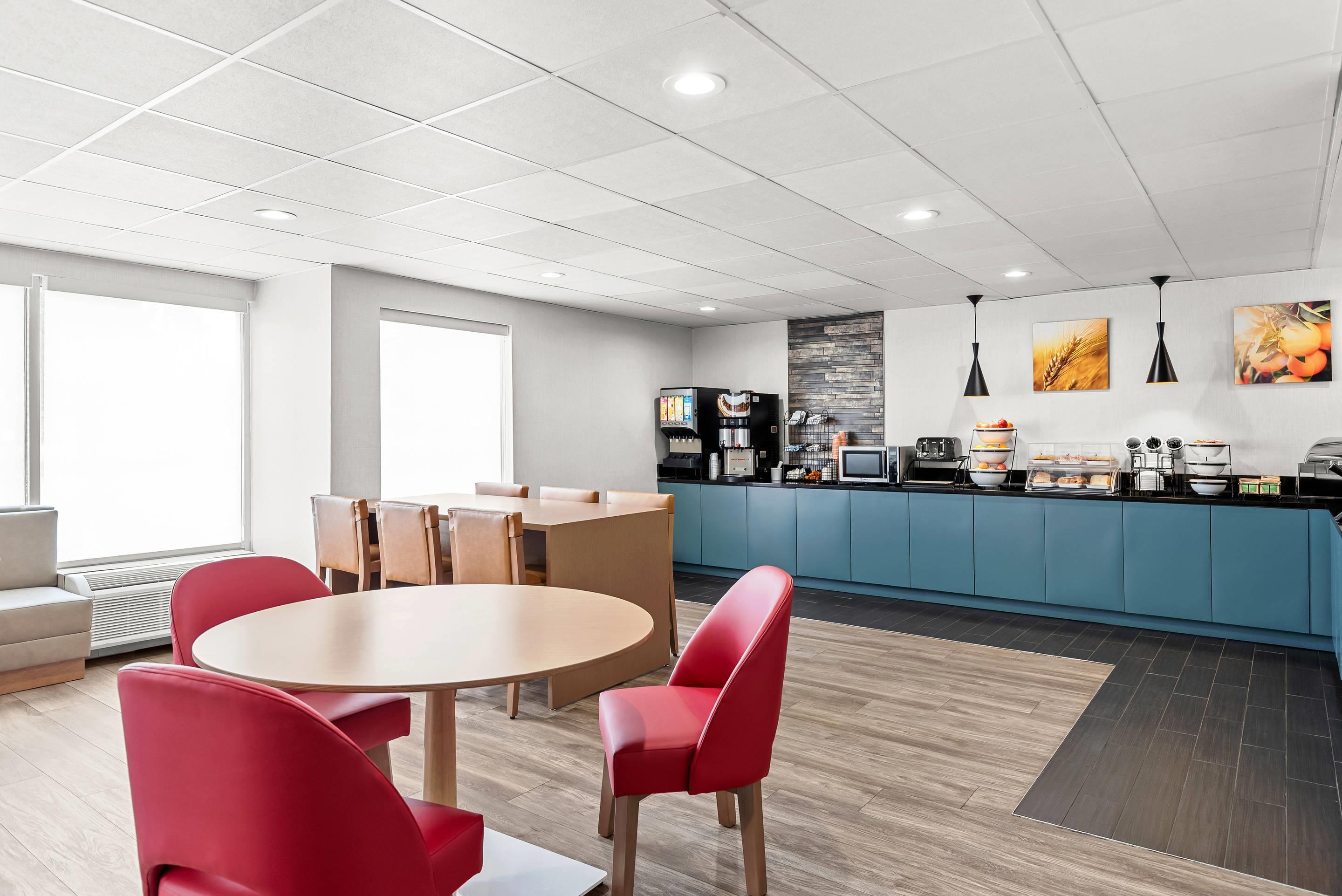 Breakfast area