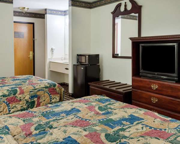 - Econo Lodge Hopewell - I-295, Exit 9