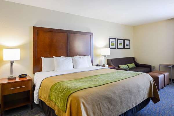 Suite - Comfort Inn Shenandoah Woodstock - I-81, Exit 283