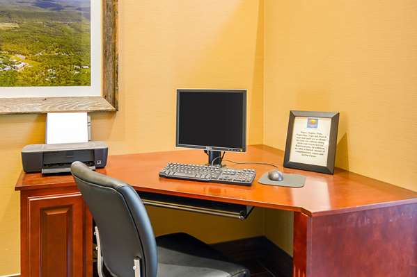 Conference Area - Comfort Inn Shenandoah Woodstock - I-81, Exit 283