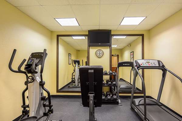 Fitness/ Exercise Room - Comfort Inn Shenandoah Woodstock - I-81, Exit 283
