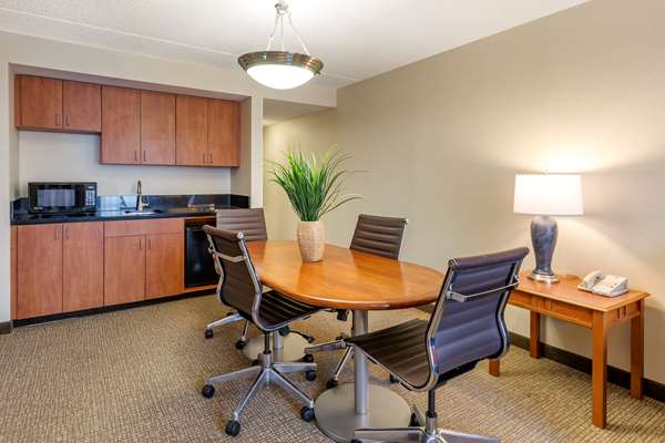 Suite - Comfort Suites Manassas - I-66, Exit 47