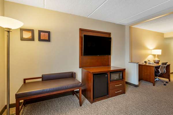 Suite - Comfort Suites Manassas - I-66, Exit 47