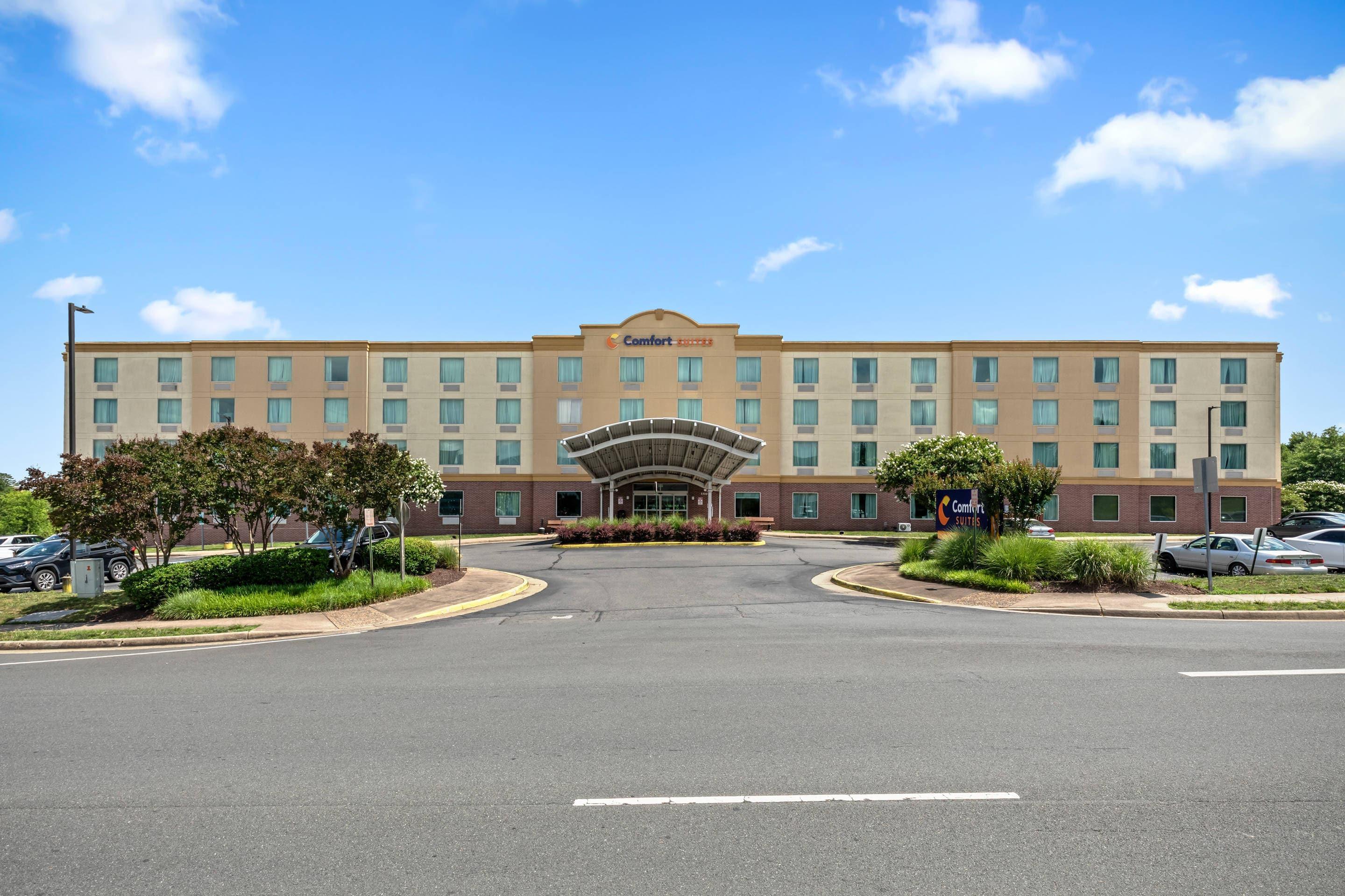 Hotel exterior | Comfort Suites Manassas Battlefield Park