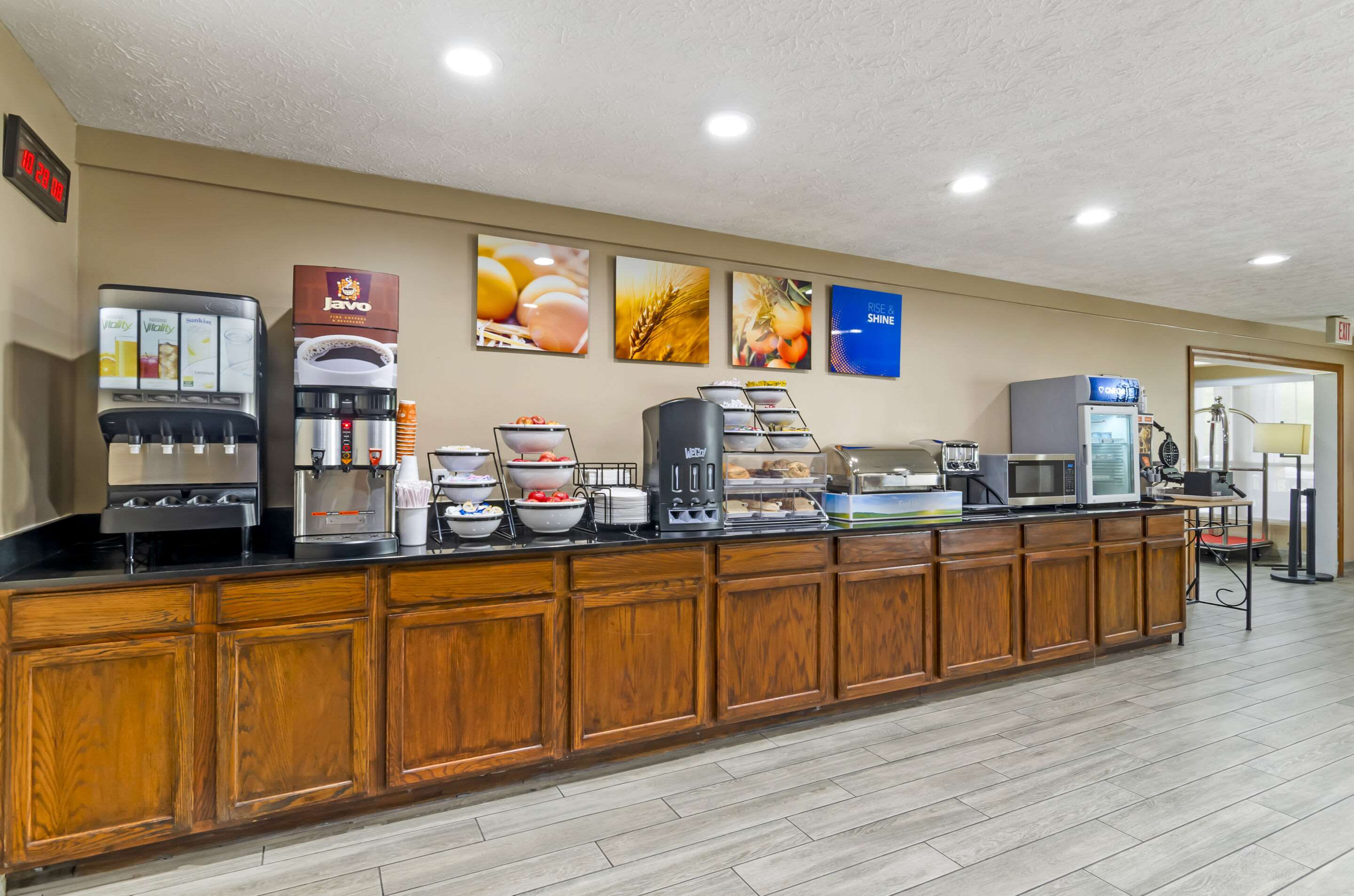 Breakfast counter