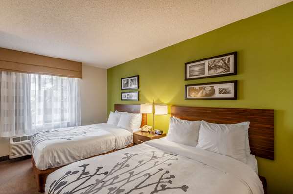 Suite - Sleep Inn & Suites Harrisonburg - I-81, Exit 247