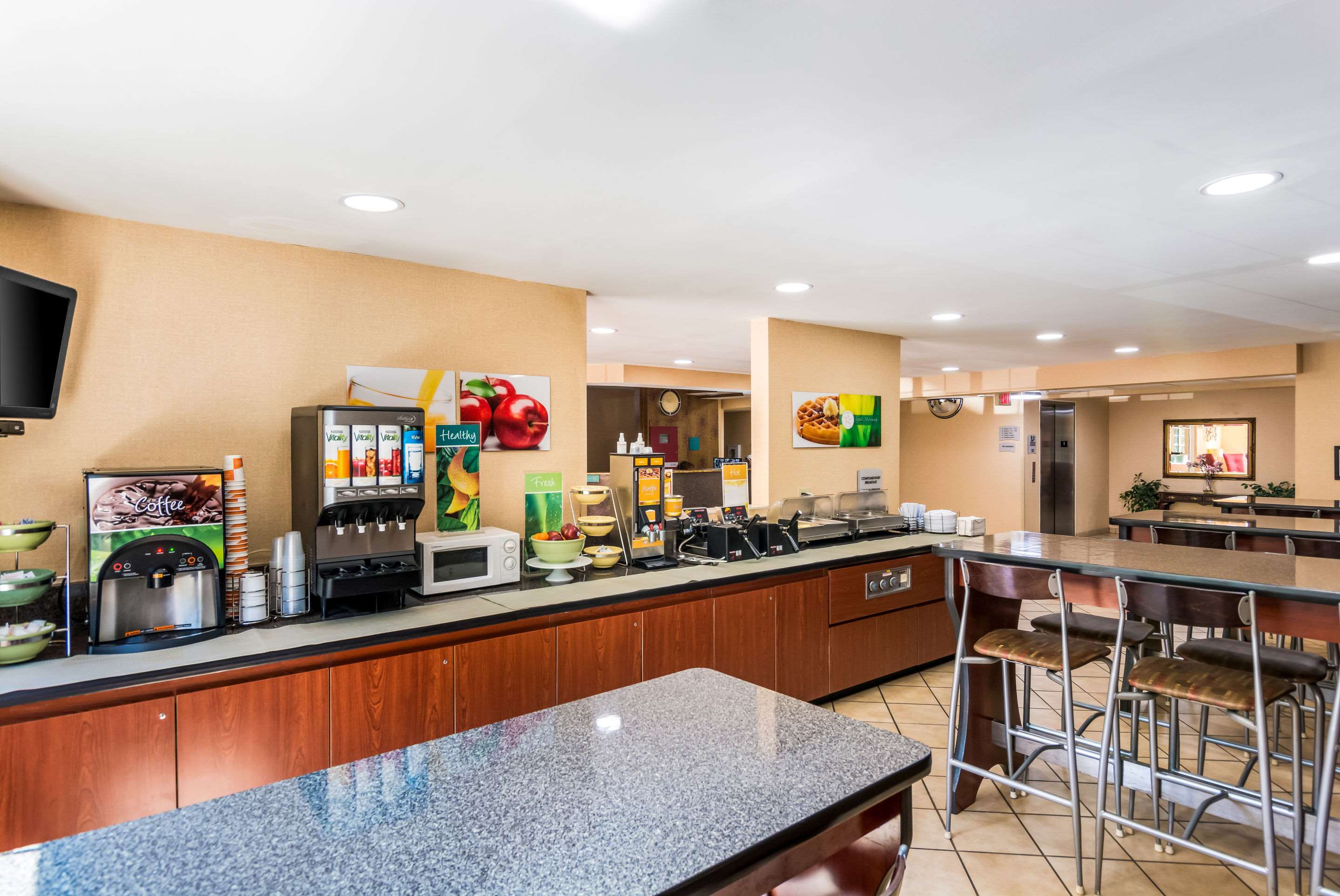 Breakfast counter