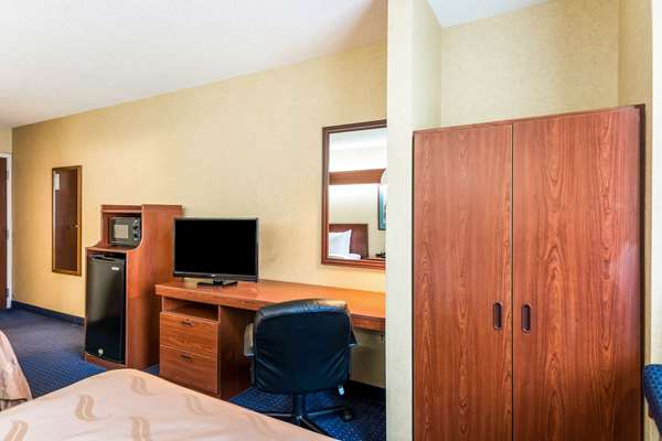  - Quality Inn Chester - I-95, Exit 61A