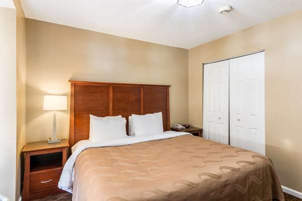 Suite - Quality Inn Chester - I-95, Exit 61A