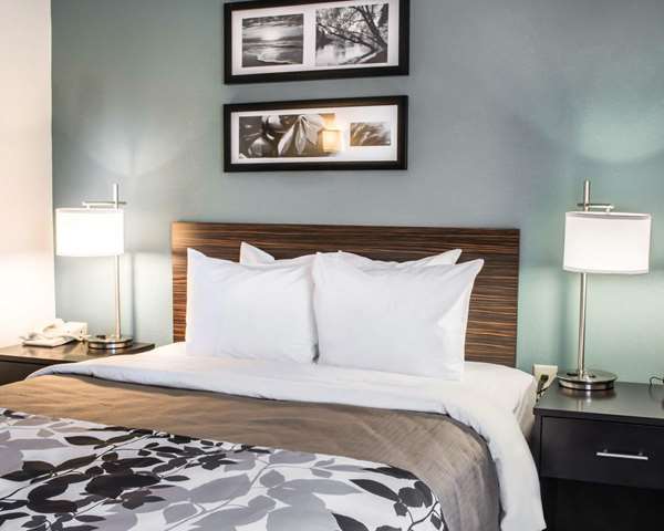  - Sleep Inn & Suites Charlottesville - I-64, Exit 120
