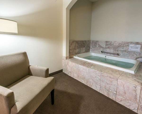 Suite - Sleep Inn & Suites Winchester - I-81, Exit 313