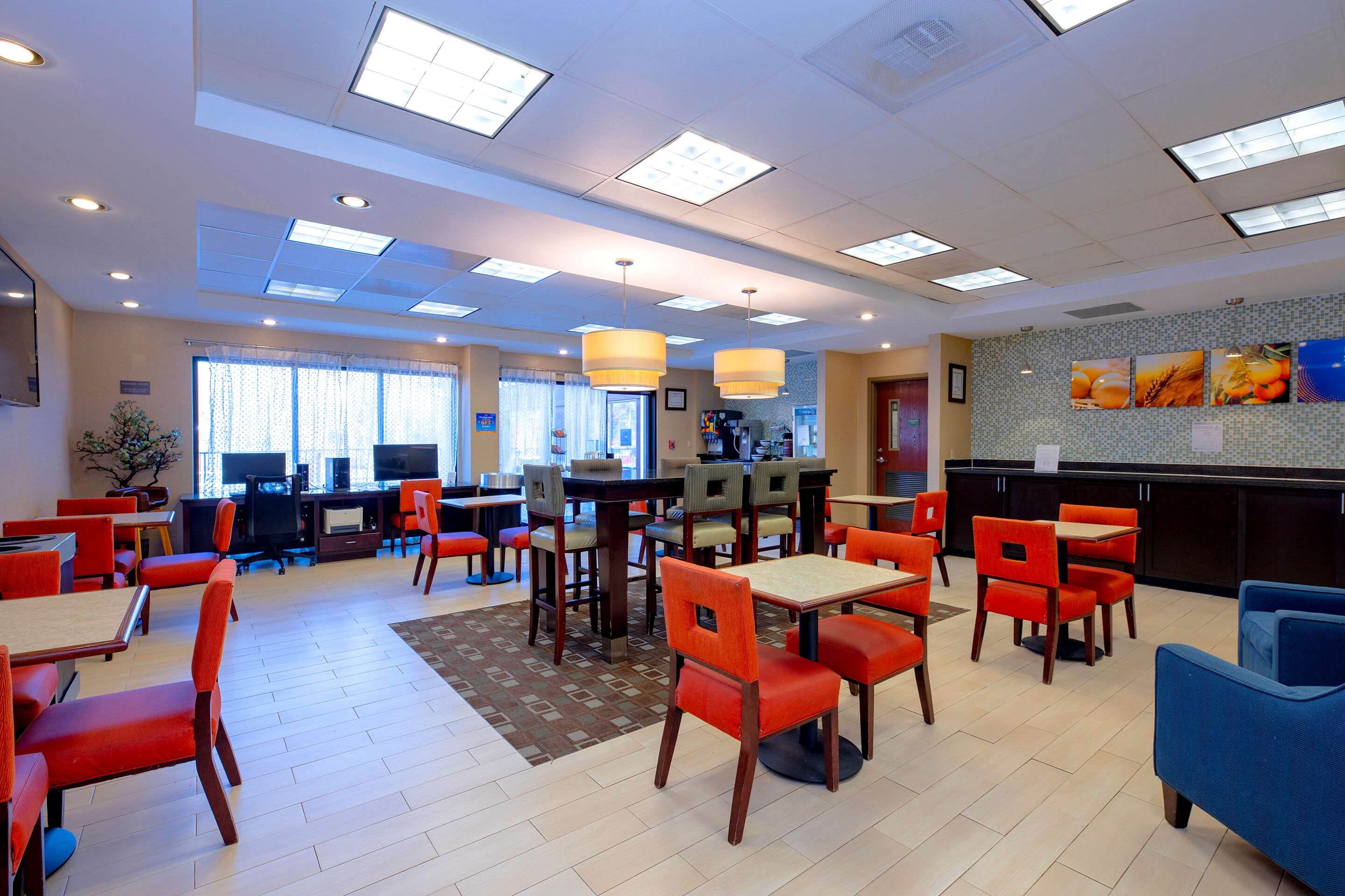 Breakfast area