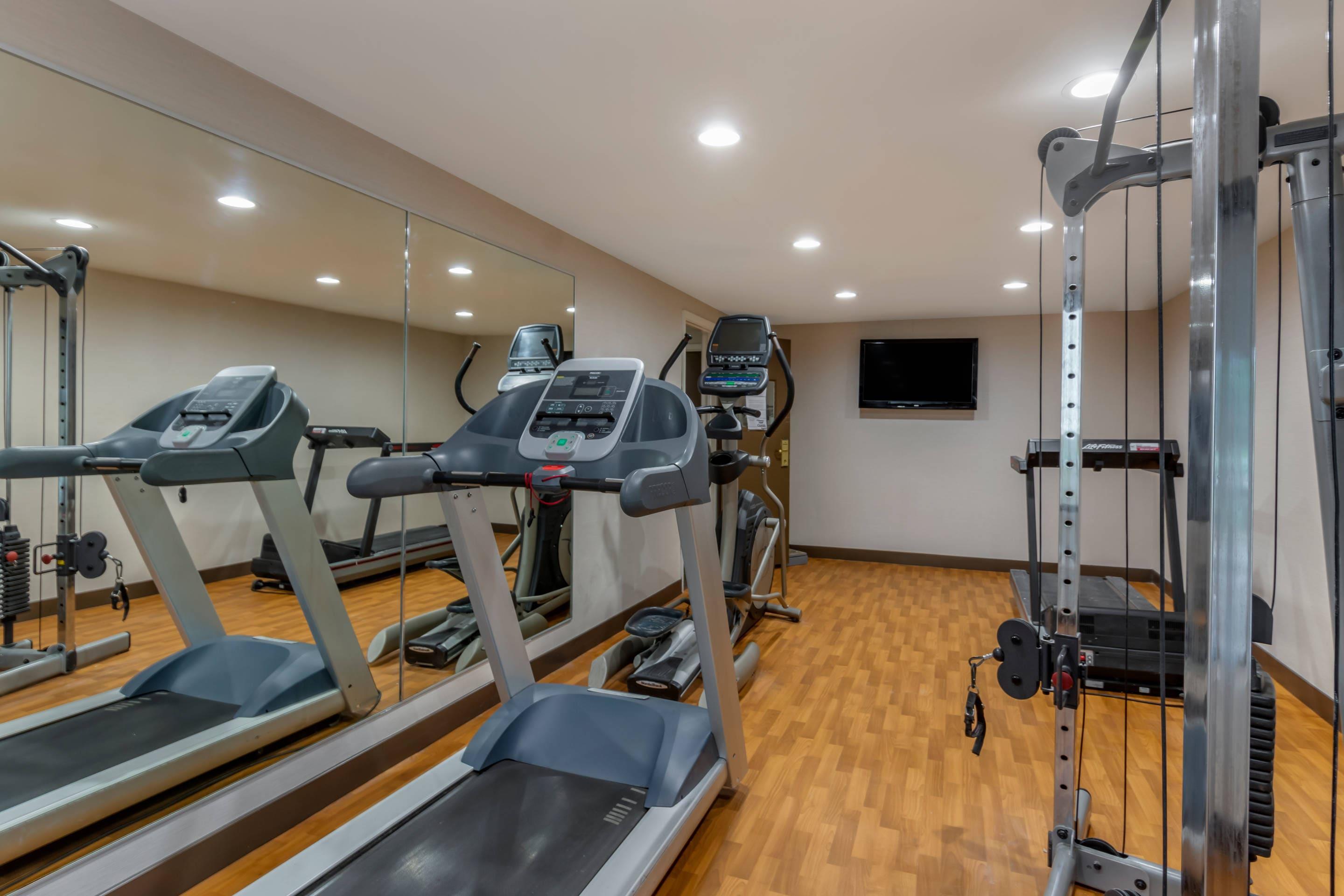 Fitness center | Comfort Inn Petersburg - Fort Lee