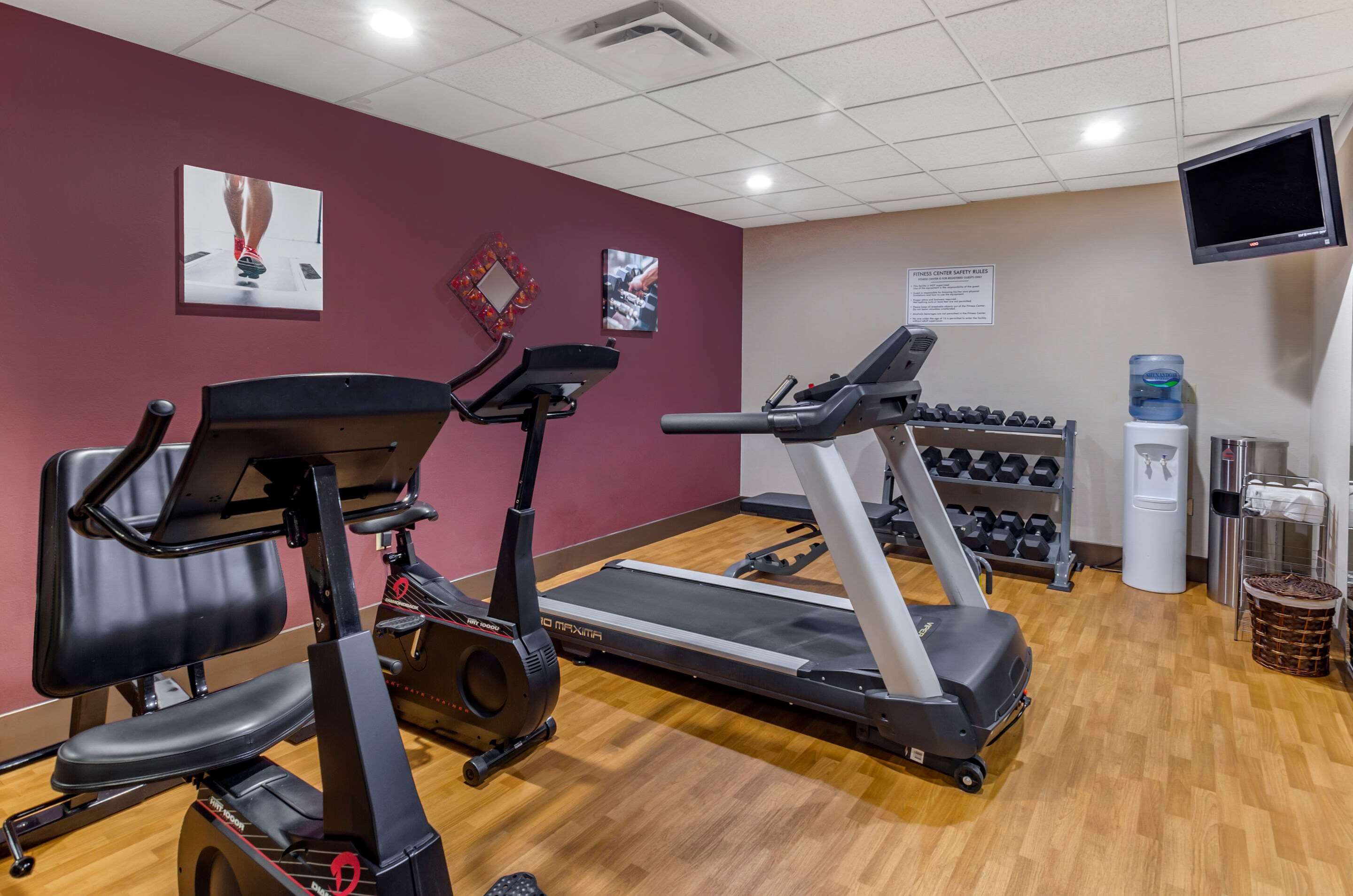 Exercise room | Comfort Inn Waynesboro